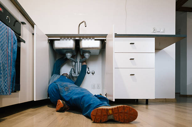 Professional Leak Detection technician working in Patchogue, NY